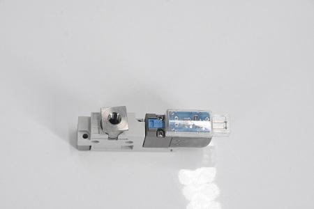 Panasonic VAC/BLOW VALVE VQZ115R-5LOZ1-M5-X550